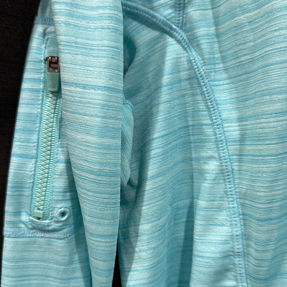 Athleta Top - Picture 3 of 5